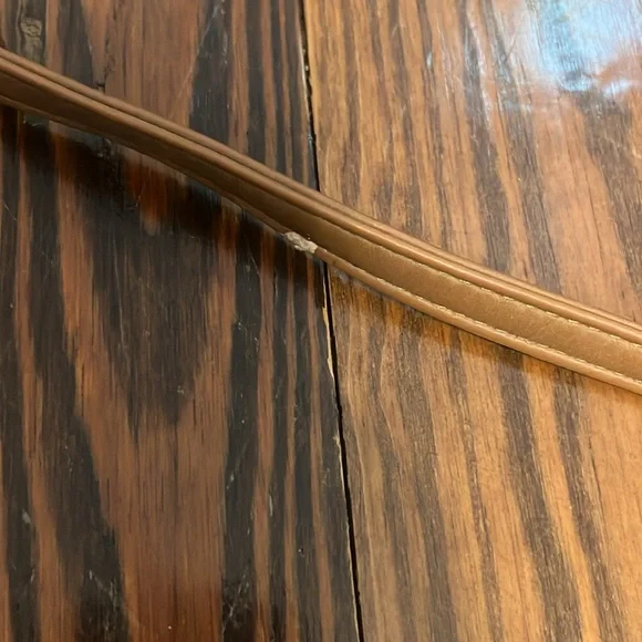 Medium sized Altar’d State brown colored with pastel flowers purse - Picture 6 of 6